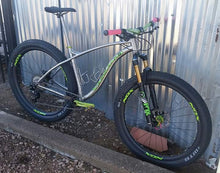 Load image into Gallery viewer, MooseKnuckle Frame